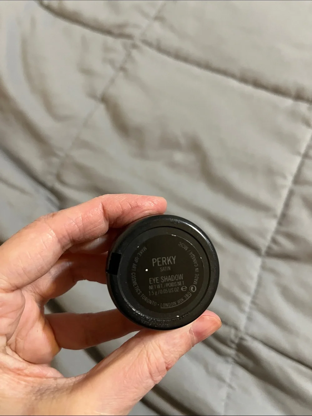 MAC Cosmetics Eyeshadow - Perky Satin